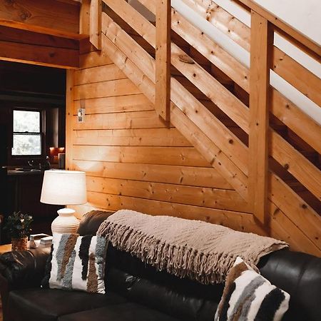 Wolf Creek Cabin At 36 North - Hot Tub Purlear Εξωτερικό φωτογραφία