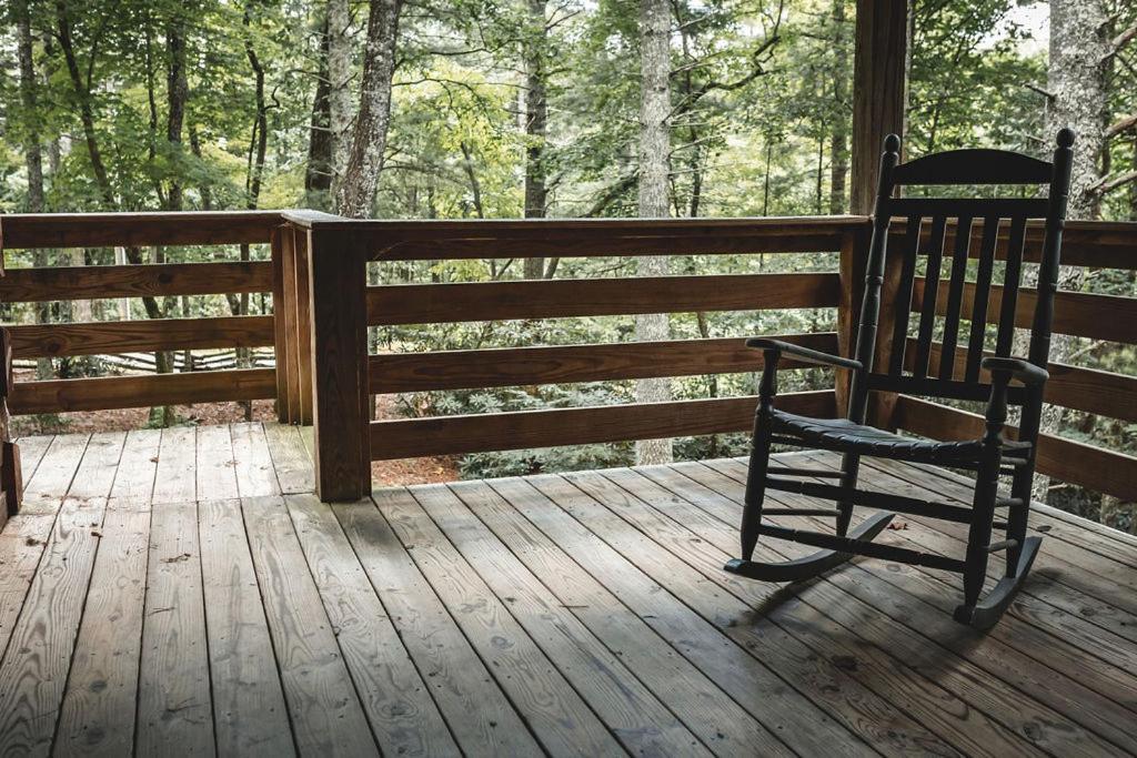 Wolf Creek Cabin At 36 North - Hot Tub Purlear Εξωτερικό φωτογραφία
