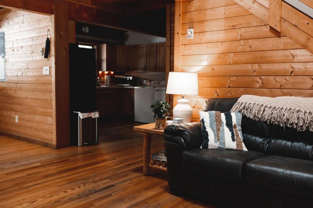 Wolf Creek Cabin At 36 North - Hot Tub Purlear Εξωτερικό φωτογραφία